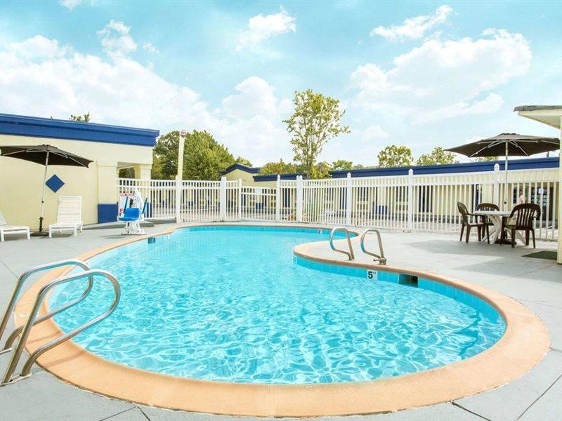Days Inn By Wyndham Virginia Beach Town Center Exteriör bild