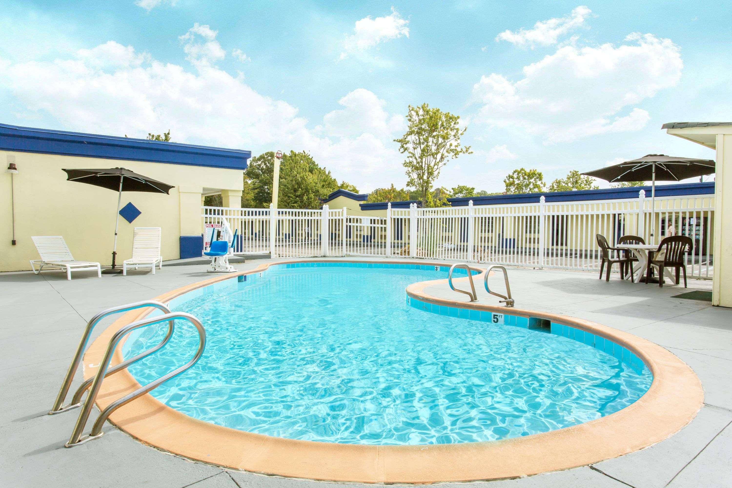 Days Inn By Wyndham Virginia Beach Town Center Exteriör bild